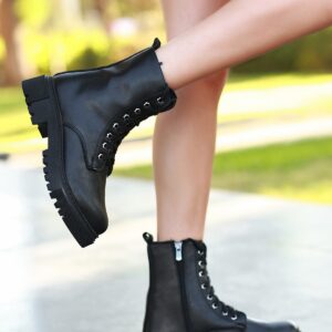 Alternative view of Bria  Siyah Cilt Bağcıklı Bot