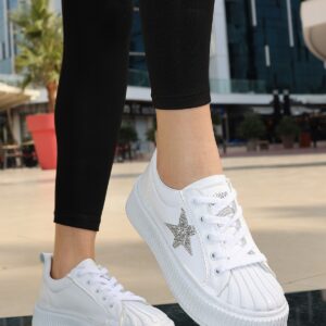 Alternative view of Piata Beyaz Cilt Bağcıklı Spor Ayakkabı