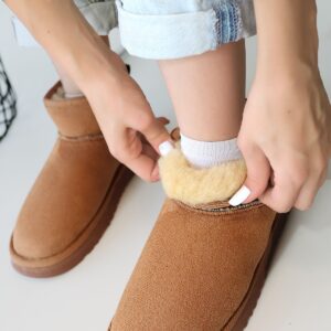 Alternative view of Elsa Taba Süet Bot