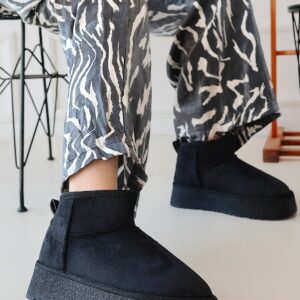 Alternative view of Linne Siyah Süet Bot