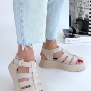 Toten Bej Cilt Kemerli Sandalet