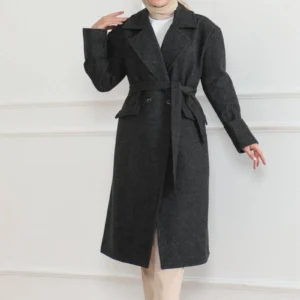 Alternative view of Kadın Kaşe Kaban – Uzun Boy 115 cm Kruvaze Yaka Kuşaklı Astarlı Kışlık Tesettür Kaban, Yünlü Dokuma Kaşmir Kumaş, Cepli Oversize Rahat Kalıp Şık Modern Kaban Mont Modeli (Günlük ve Özel Gün Kombinlerine Uygun) - Siyah