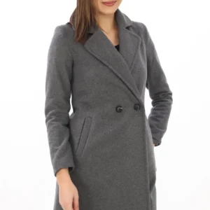 Kadın Kaşe Kaban – Siyah Yünlü Dokuma, Kruvaze Yaka, Astarlı, Cepli, Kuşaklı Uzun Boy Tesettür Uyumlu Kışlık Şık Kaban - Füme