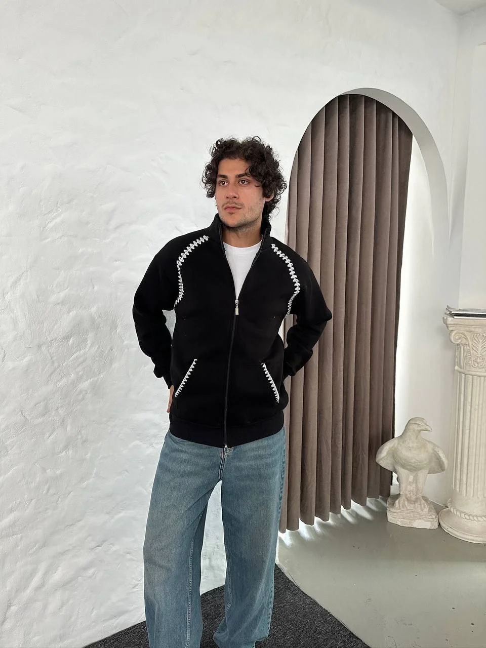 Erkek Oversize Dik Yaka Fermuarlı Sweatshirt - Zincir Nakışli Kanguru Cepli - Siyah - Görsel 7