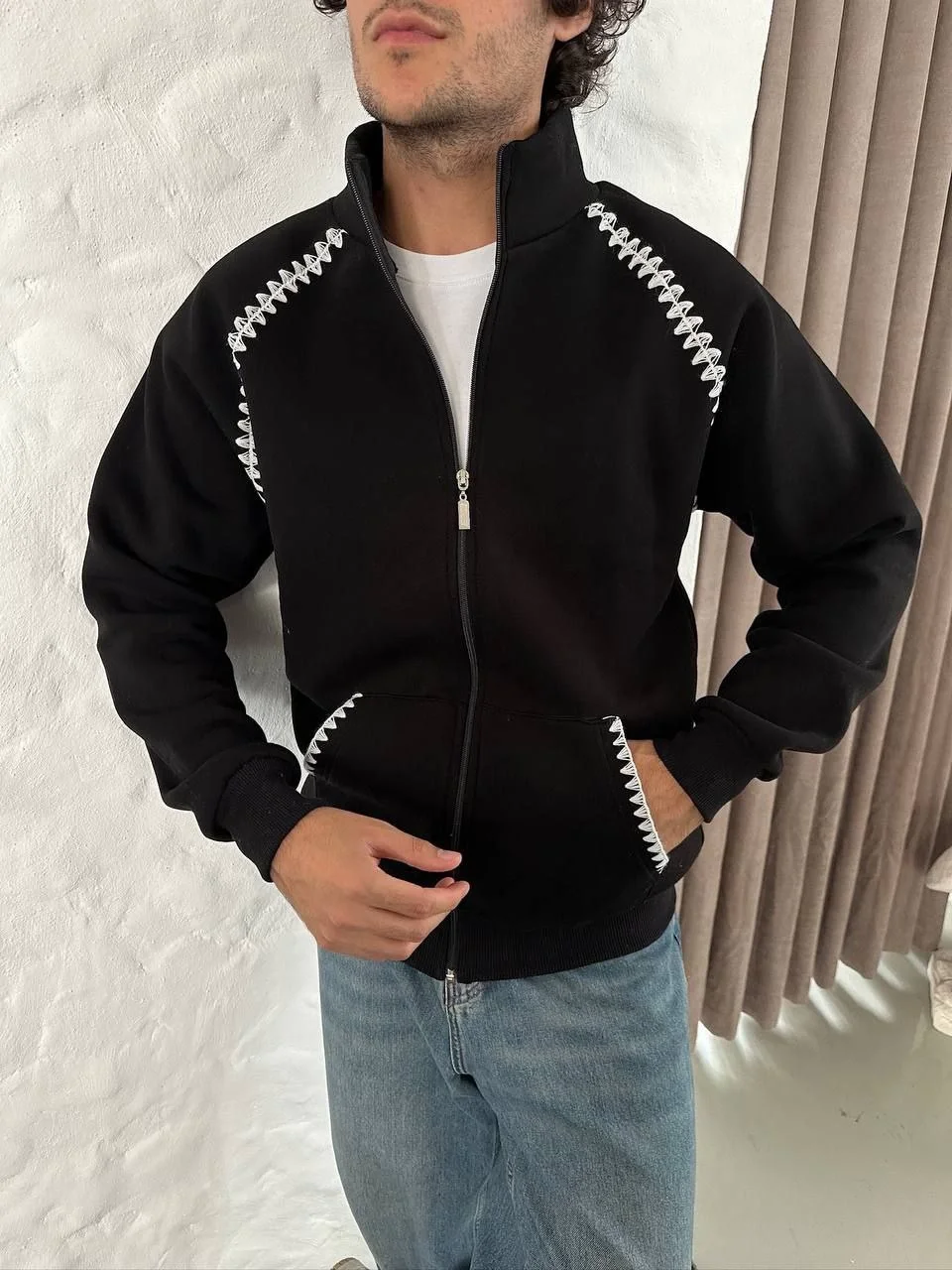 Erkek Oversize Dik Yaka Fermuarlı Sweatshirt - Zincir Nakışli Kanguru Cepli - Siyah - Görsel 8