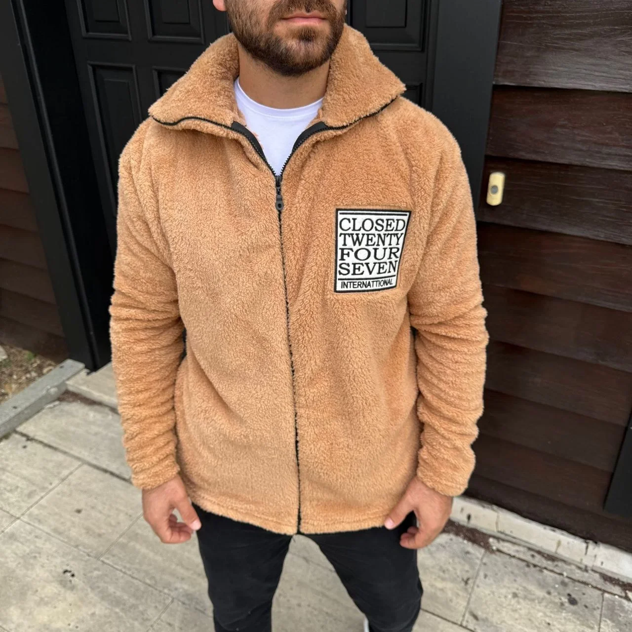 Erkek Polar Fermuarlı Sweatshirt – Kapüşonsuz, Cepli, Yumuşak Dokulu, Oversize Rahat Kalıp, Kışlık Sıcak Tutan Fermuarlı Üst - Kahverengi - Görsel 2