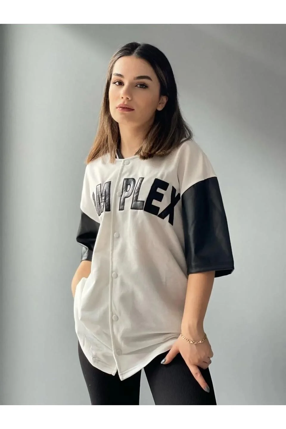 Kadın Complex Kolları Deri Kolej Oversize T-shirt - Beyaz - Görsel 5