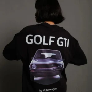 Kadın Oversize Baskılı Tişört – Golf GTI Retro Araba Desenli, Ön & Arka Dijital Baskı, Sokak Modası Stil - Siyah