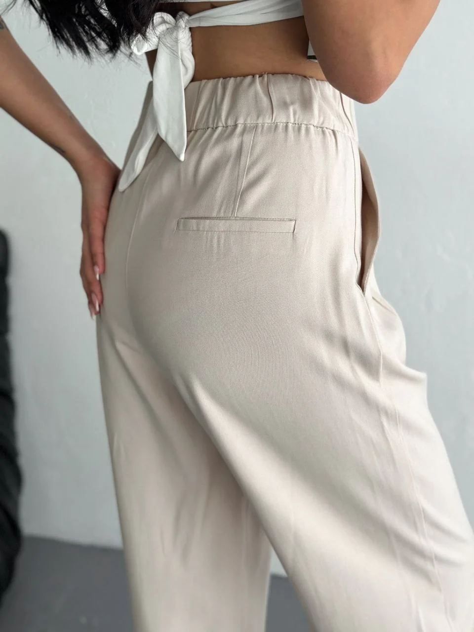 Kadın Yüksel Bel Beli Bağcıklı Rahat Boru Paça Pantalon - Kırık Beyaz - Görsel 4