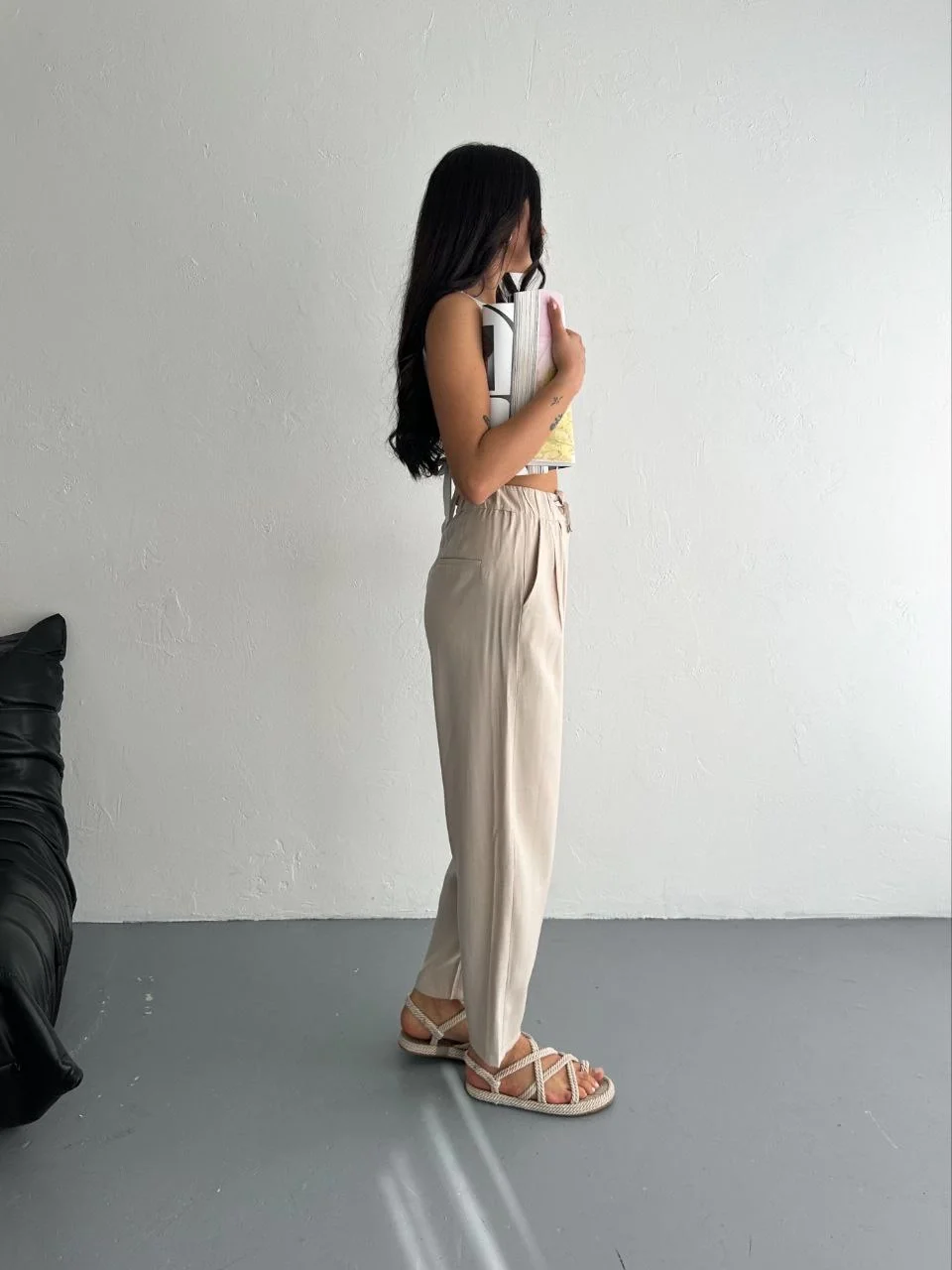 Kadın Yüksel Bel Beli Bağcıklı Rahat Boru Paça Pantalon - Kırık Beyaz - Görsel 5