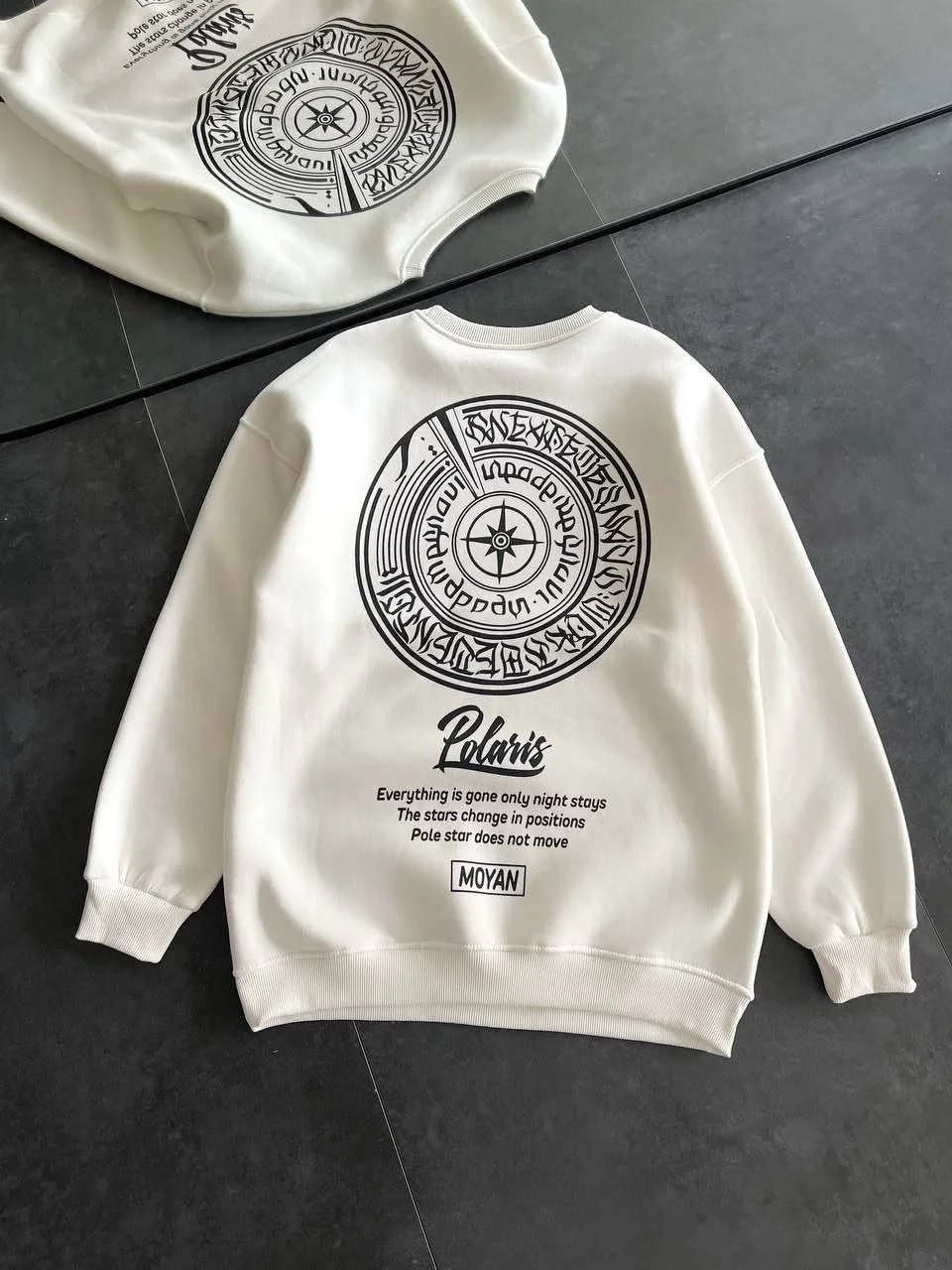 Kışlık Bisiklet Yaka Ön Ve Arka Baskılı SweatShirt - Beyaz - Görsel 2