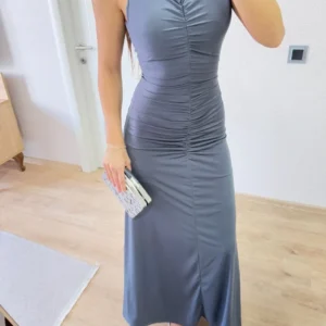 Alternative view of Bürümcük Kumaşlı İçi Astarlı Üzgülü Kolsuz Büzgülü Uzun Elbise - Füme