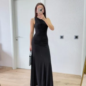 Alternative view of Bürümcük Kumaşlı İçi Astarlı Üzgülü Kolsuz Büzgülü Uzun Elbise - Siyah