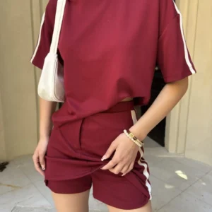 Alternative view of Osy Modal yumuşak dokulu Kumaş Kadın Parçalı Bisiklet Yaka T-shirt Mini Şortlu Etek İkili Takım -Bordo