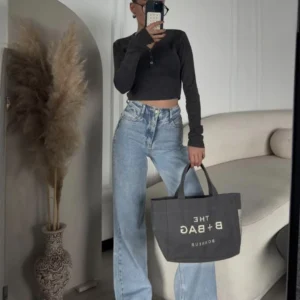 Düğme Detaylı Yıkamalı Crop