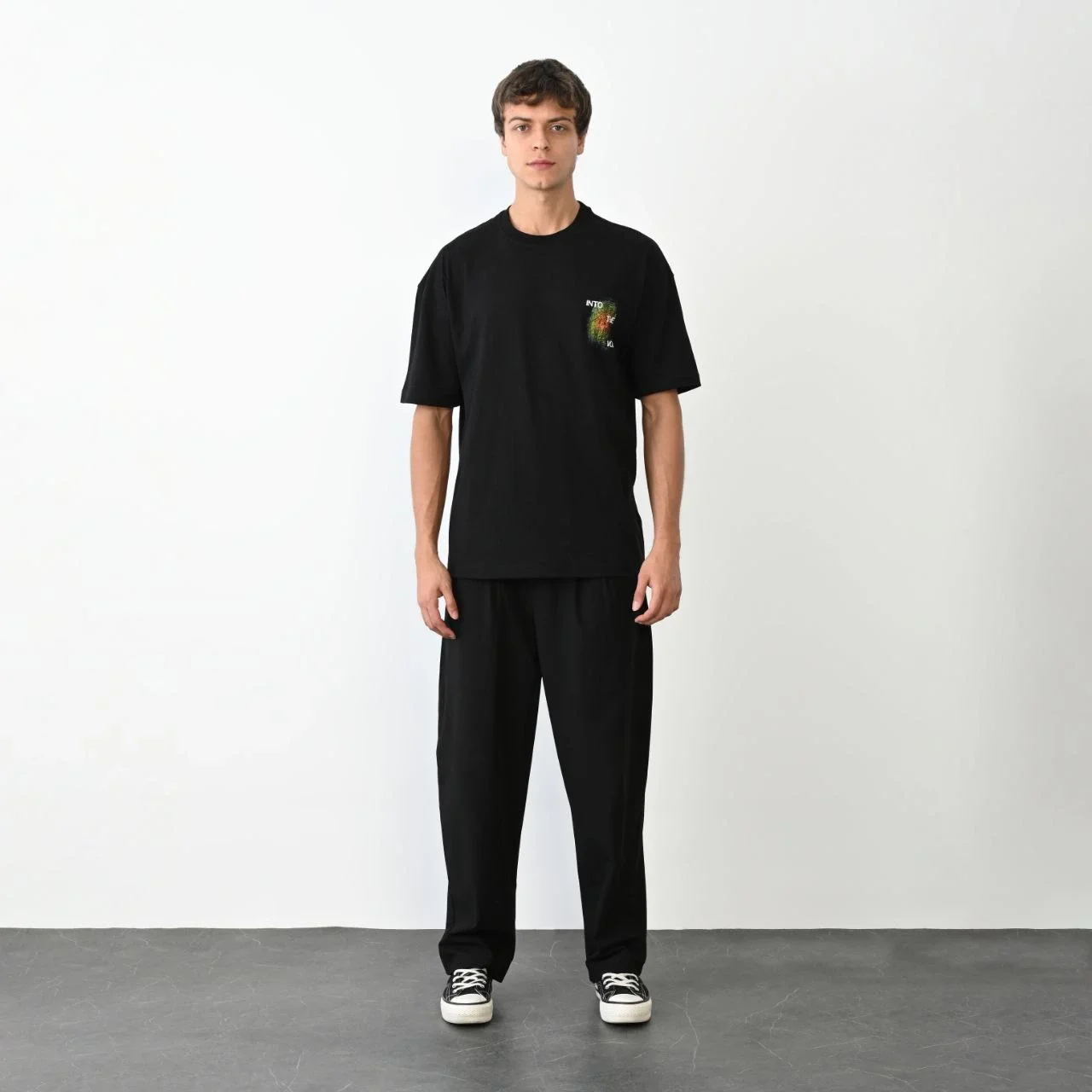 Unisex Bisiklet Yaka Baskılı Oversize T-Shirt - Siyah