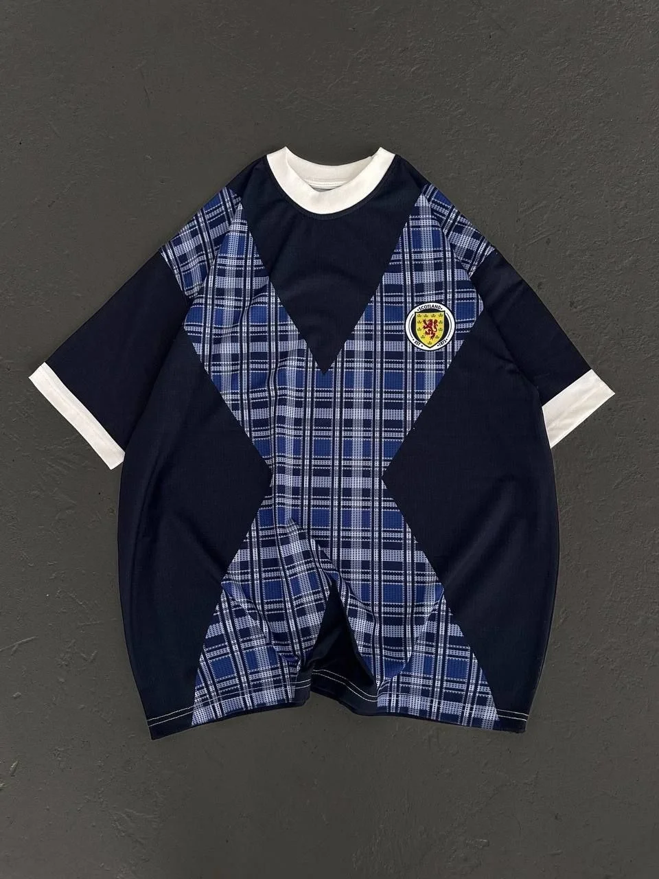 Unisex Bisiklet Yaka Baskılı Oversize T-Shirt - Siyah - Görsel 5