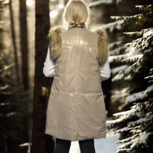 Alternative view of Kadın Kolsuz Hakiki Deri Kürk - Krem