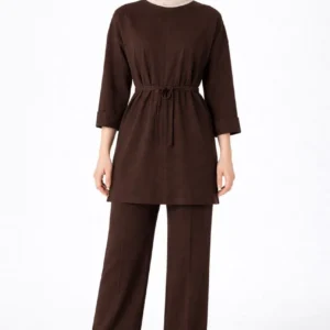 Osy Modal yumuşak dokulu Kadın Kuşaklı Tesettür Takım Salaş Kalıp 4/3 Kol Katlanmış kol İkili Takım - Kahverengi