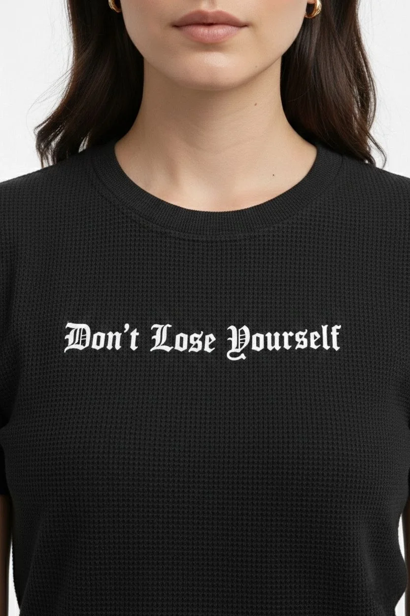 Kadın Wafıl Kumaş Tişört Regular Kalıp Bisiklet Yaka Baskılı Günlük Basic T-Shirt - Siyah - Görsel 4